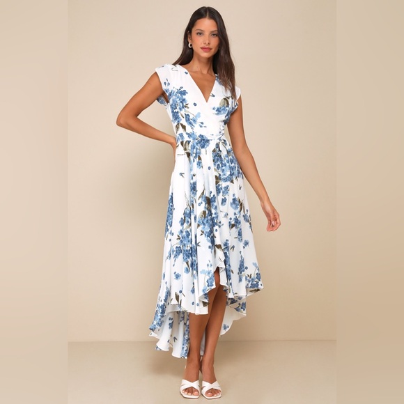 Lulus Dresses & Skirts - Lulus-French Countryside White Floral Print High-Low Dress